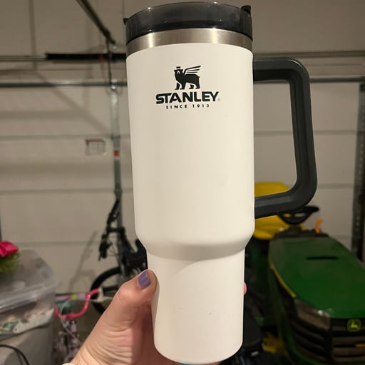 Stanley H2.0 FlowState Quencher Tumbler